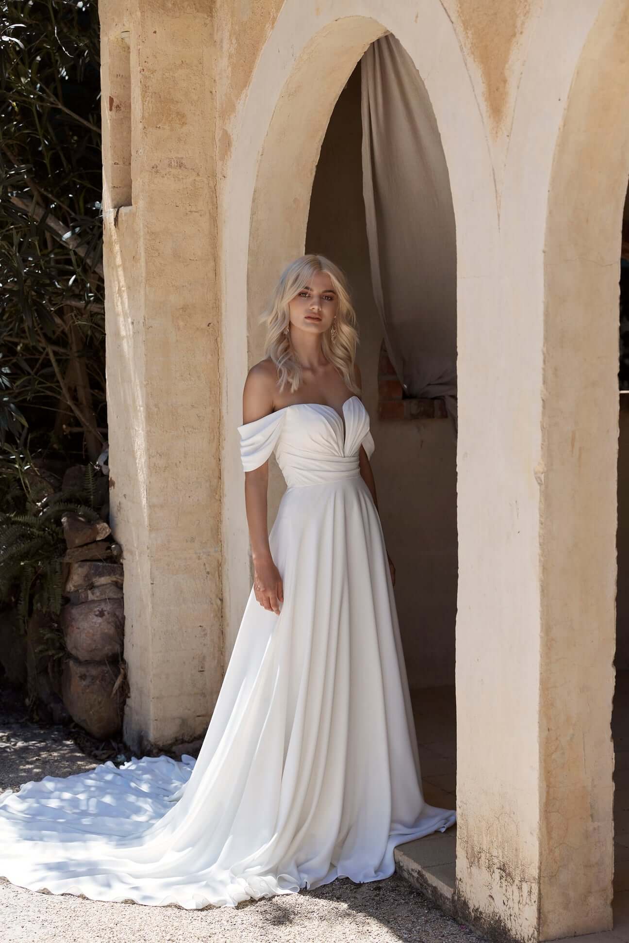 SERENE_EY279_FULLLENGTHOFFTHESHOULDERCREPEALINEGOWN_EVIEYOUNGBRIDAL-100A2507_1_1296x